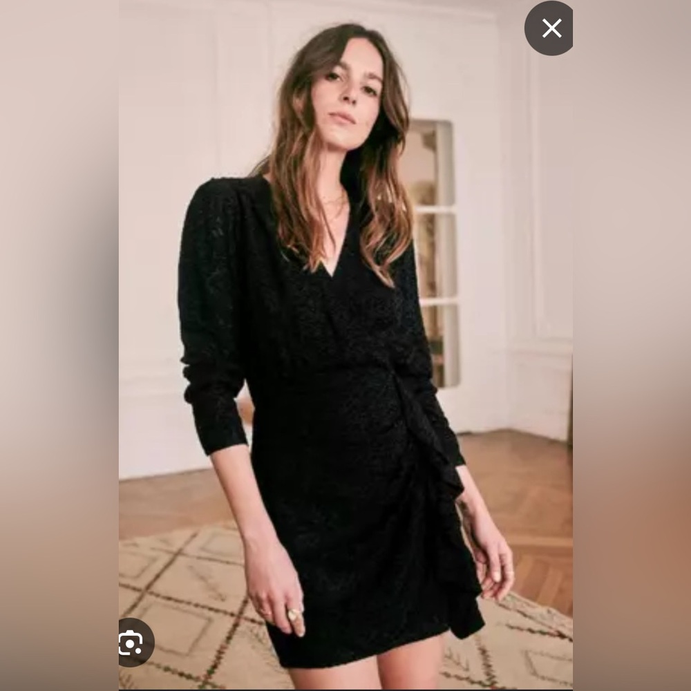 NWT Sezane Zoey dress in black lace in size FR36/US4